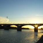 夕阳中的额尔齐斯河大桥